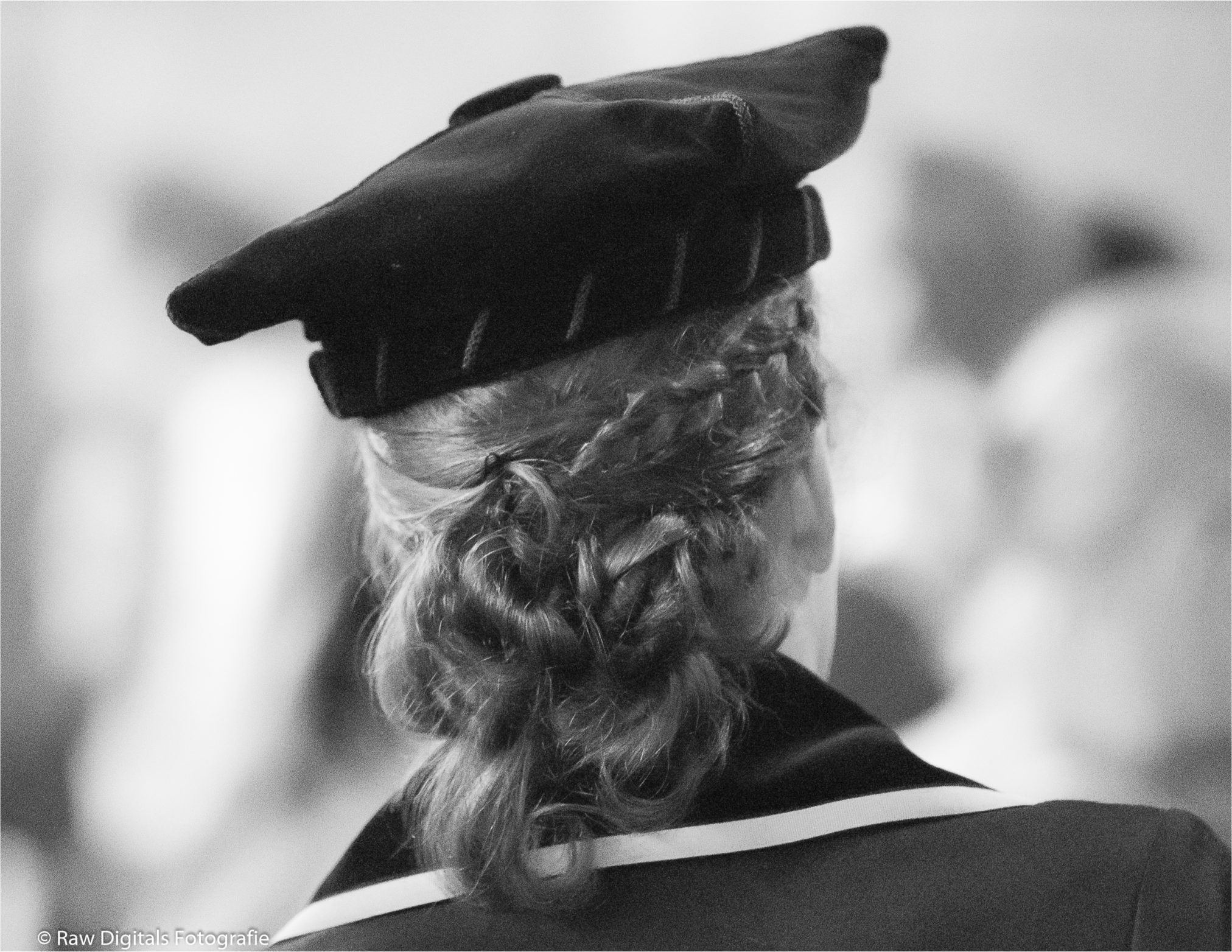 Oratie van prof. dr. Sarah de Lange achteren in zwart/wit te Amsterdam